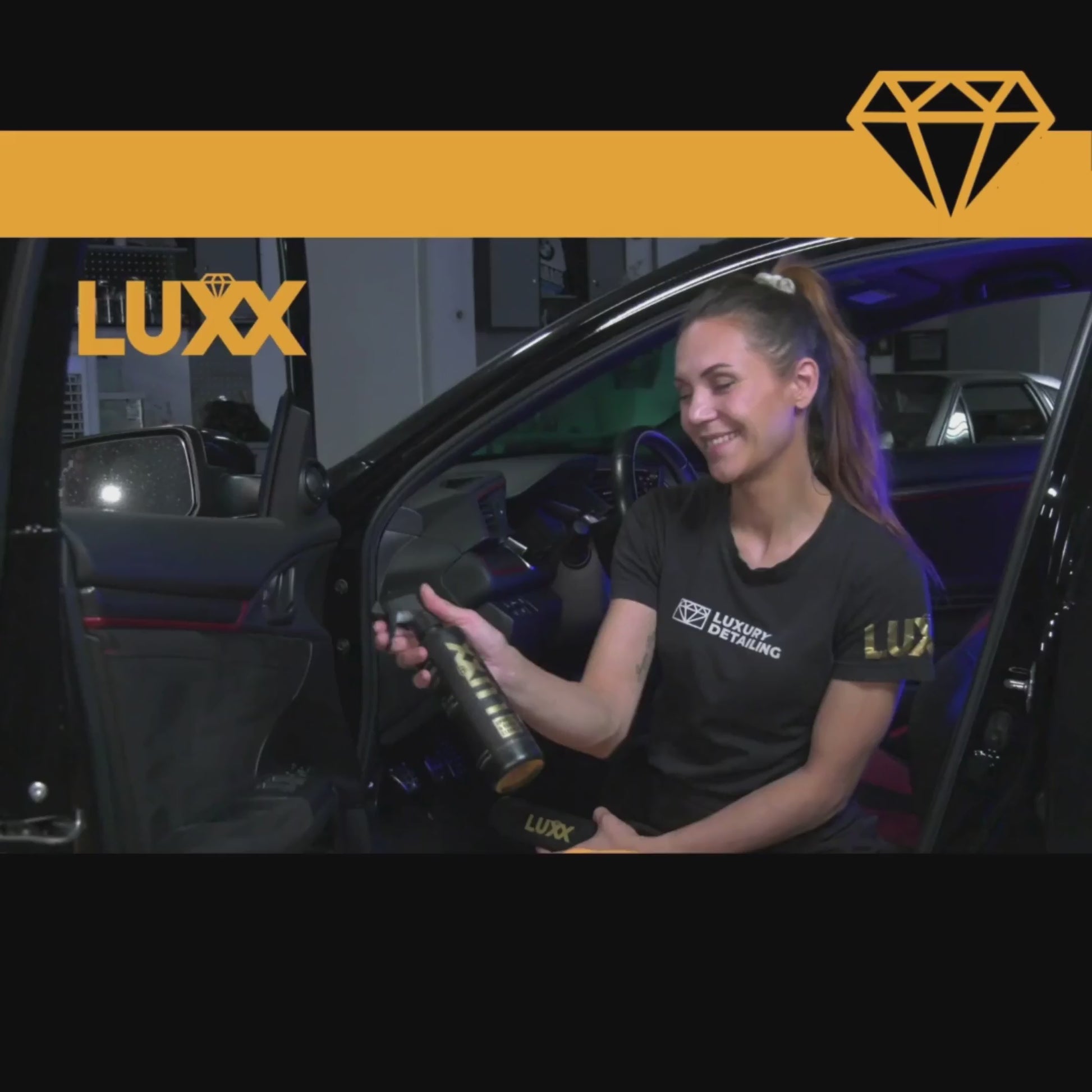 LUXX Upholstery & Fabric Cleaner – reiniger voor autobekleding en stoffen interieur